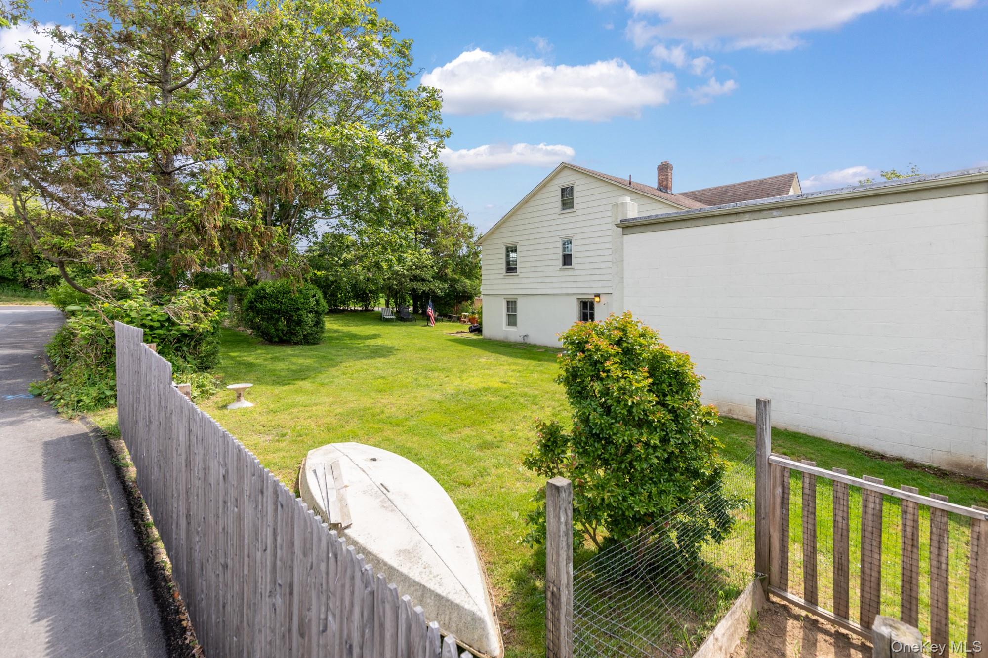 809 & 813 Montauk Highway Property Photo 43