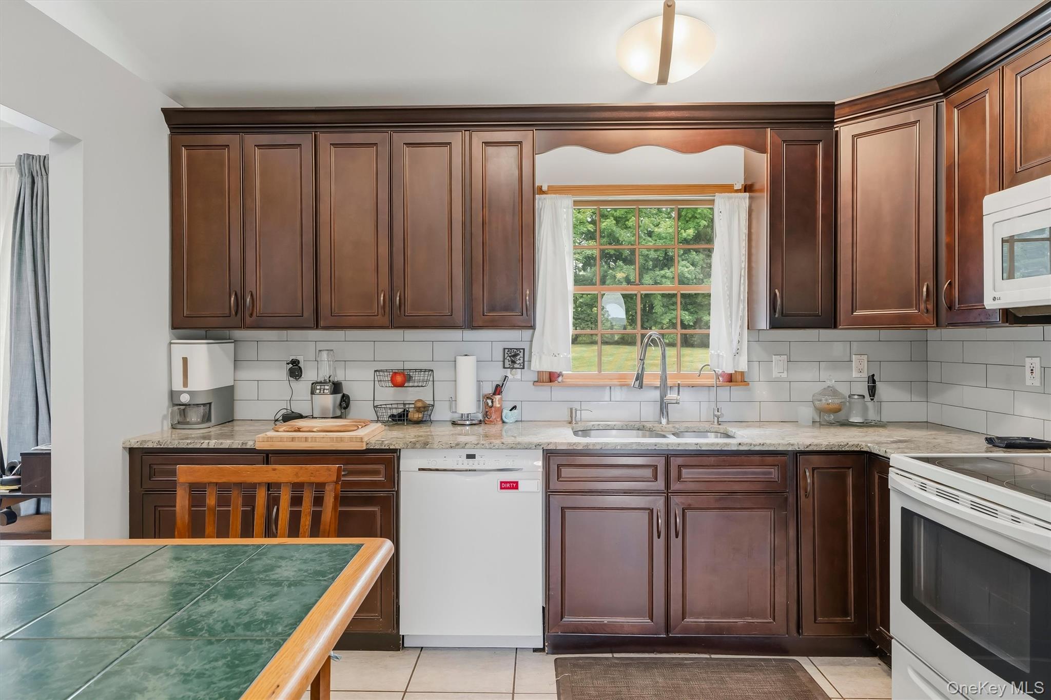 318 Beattie Road Property Photo 12