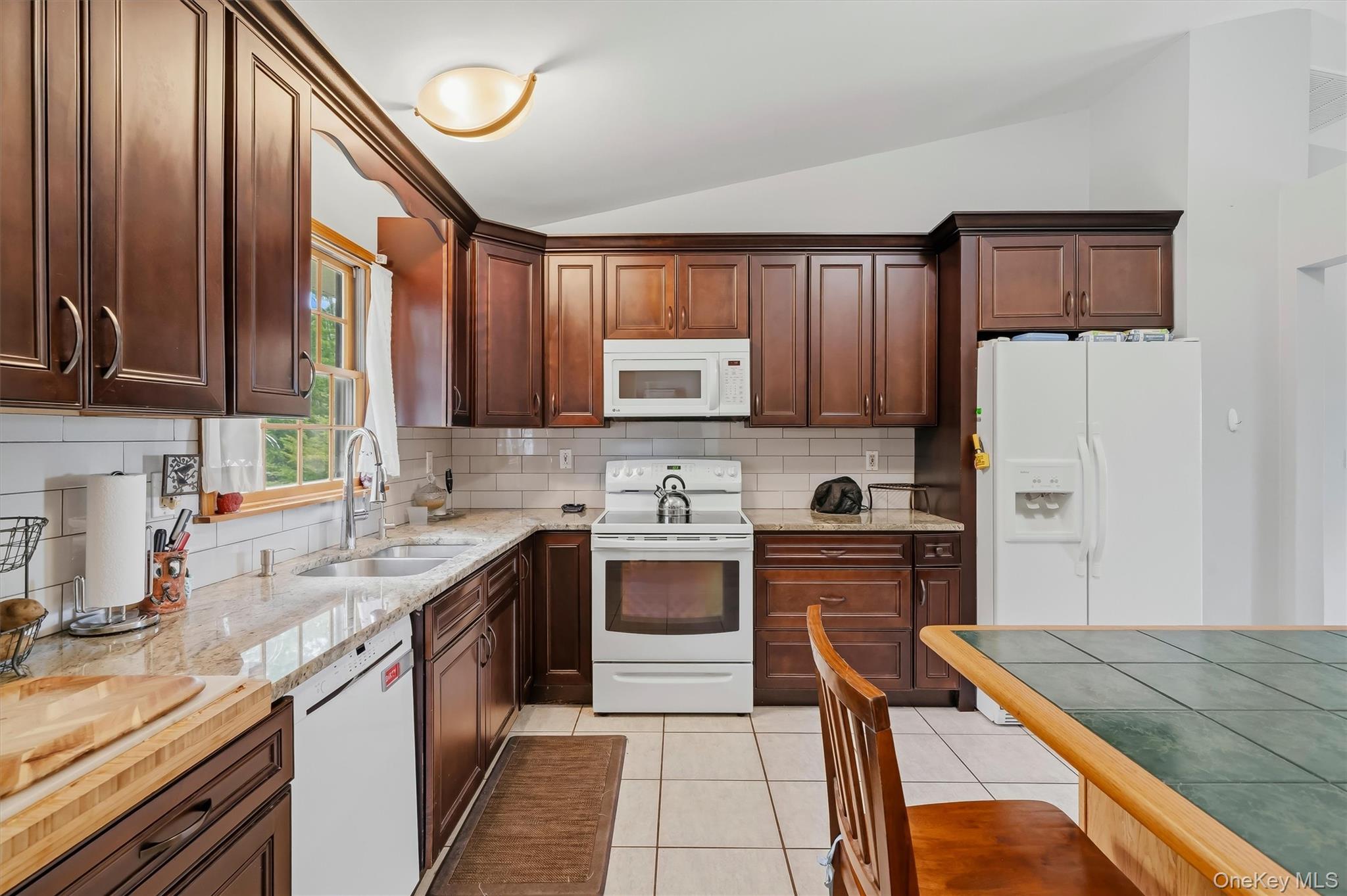 318 Beattie Road Property Photo 13