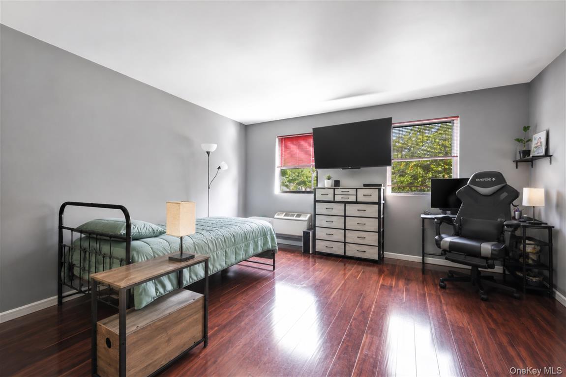 107-17 Metropolitan Avenue Property Photo 12