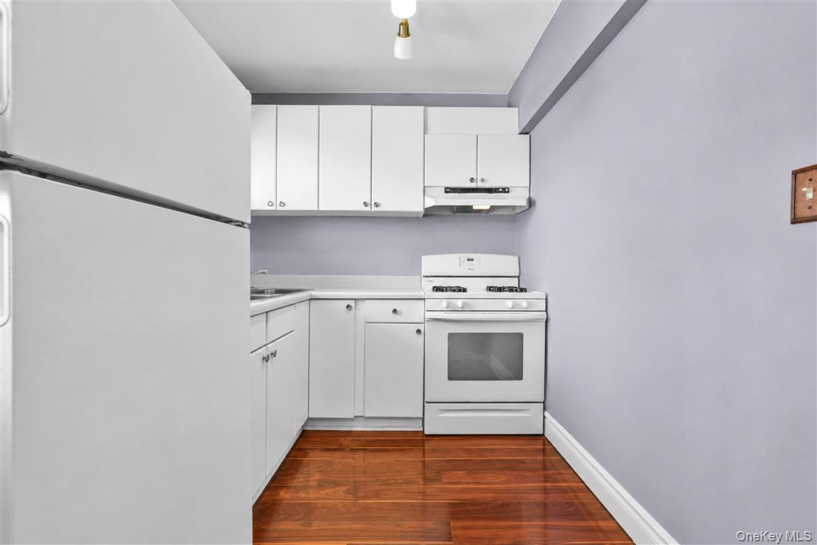 107-17 Metropolitan Avenue Property Photo 14