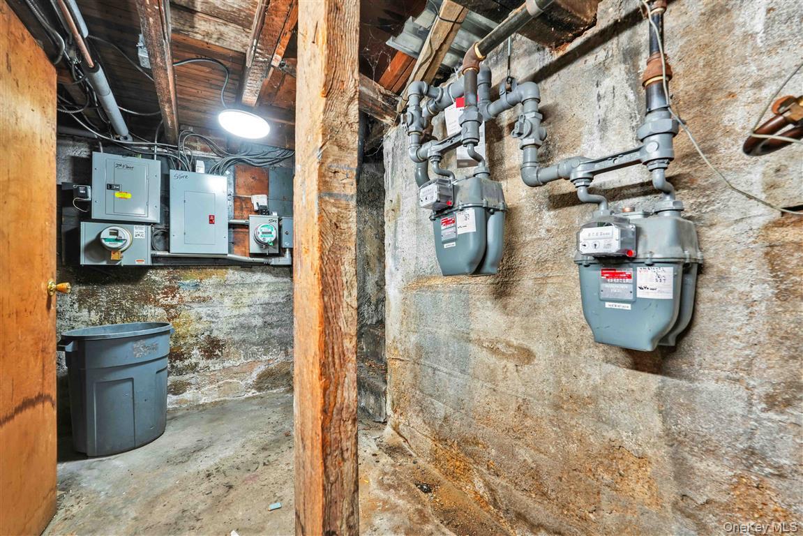 107-17 Metropolitan Avenue Property Photo 23