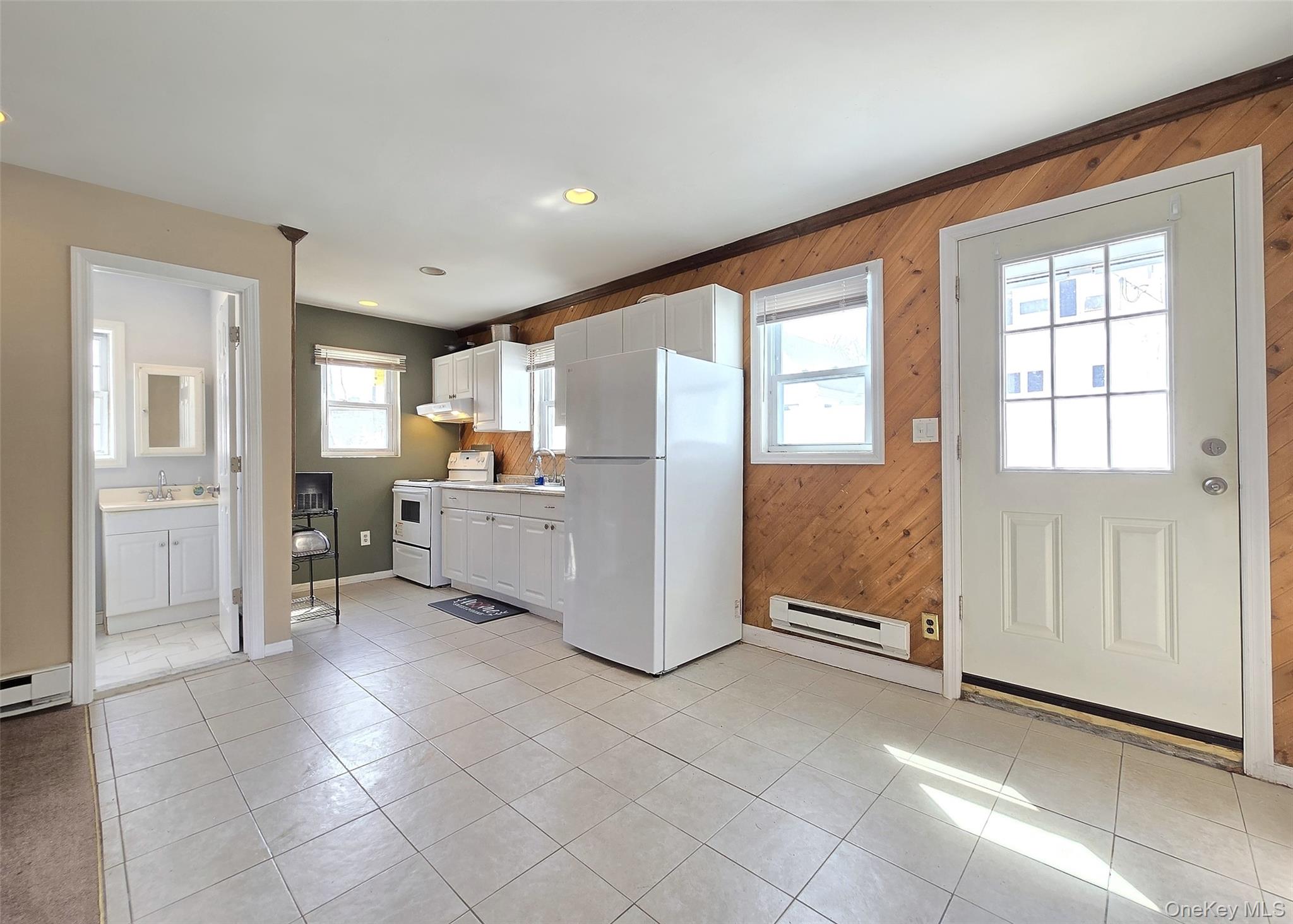 18 Wyandotte Street Property Photo 5