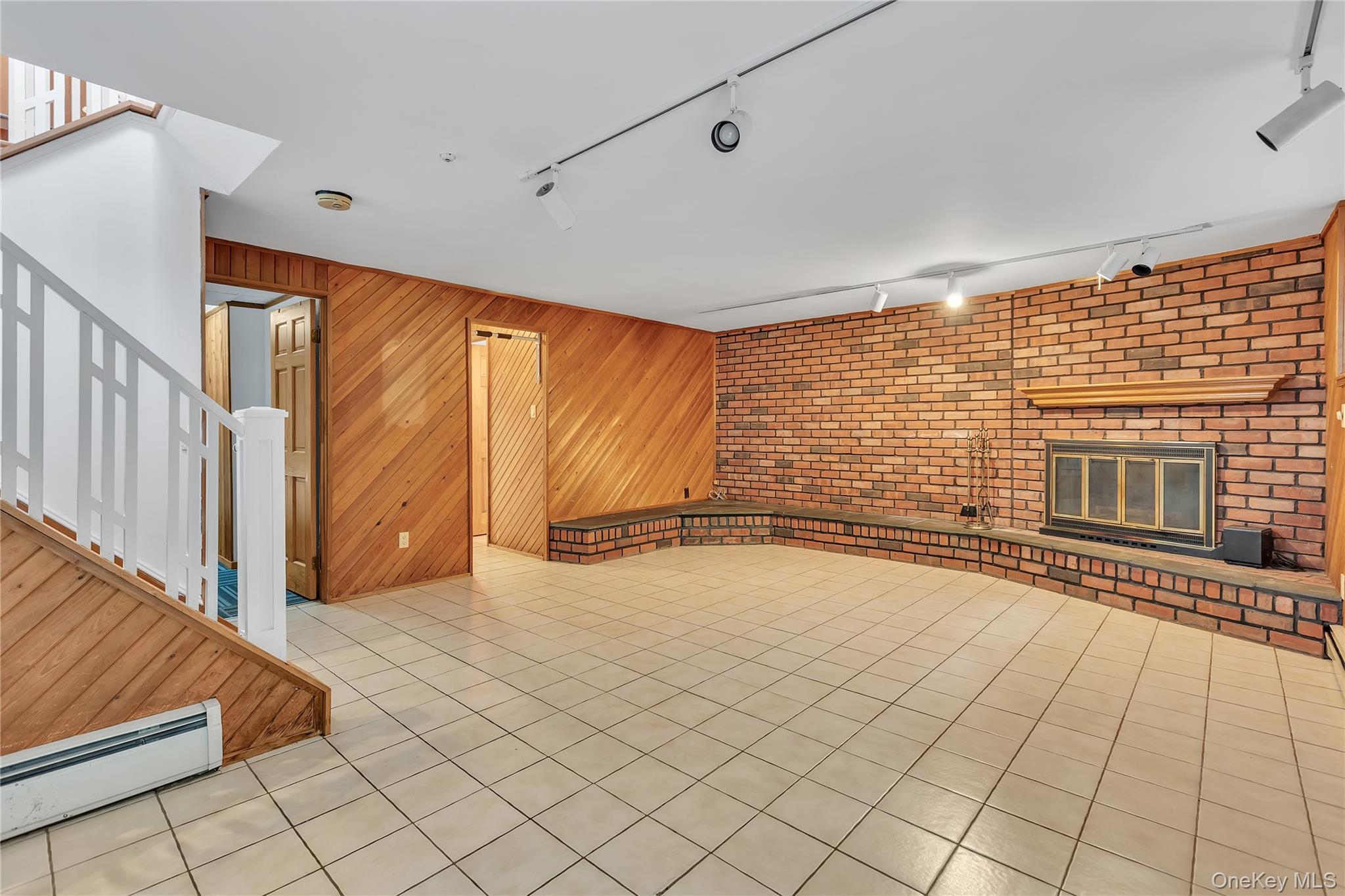 15 Veronica Court Property Photo 23