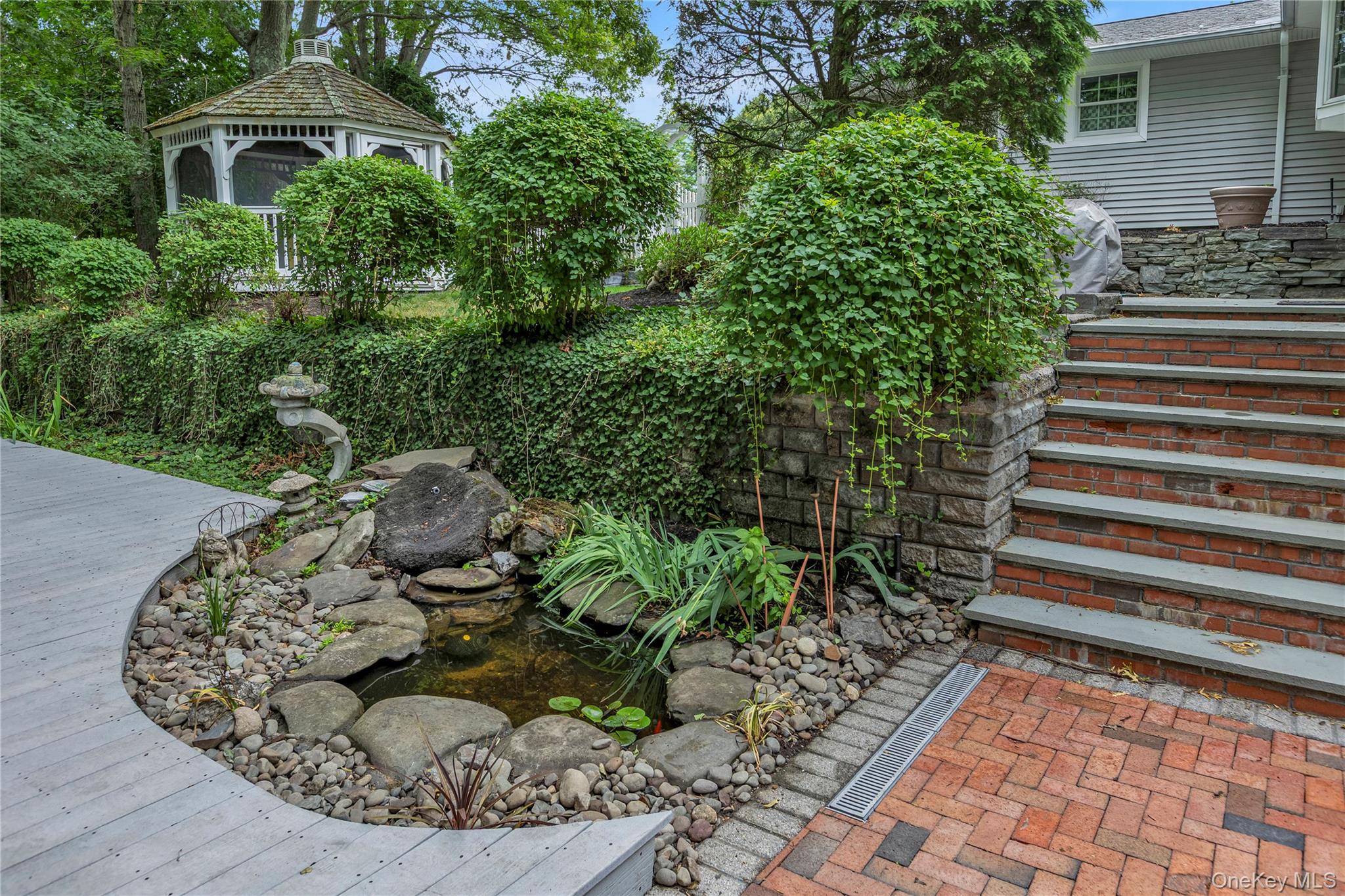 15 Veronica Court Property Photo 32