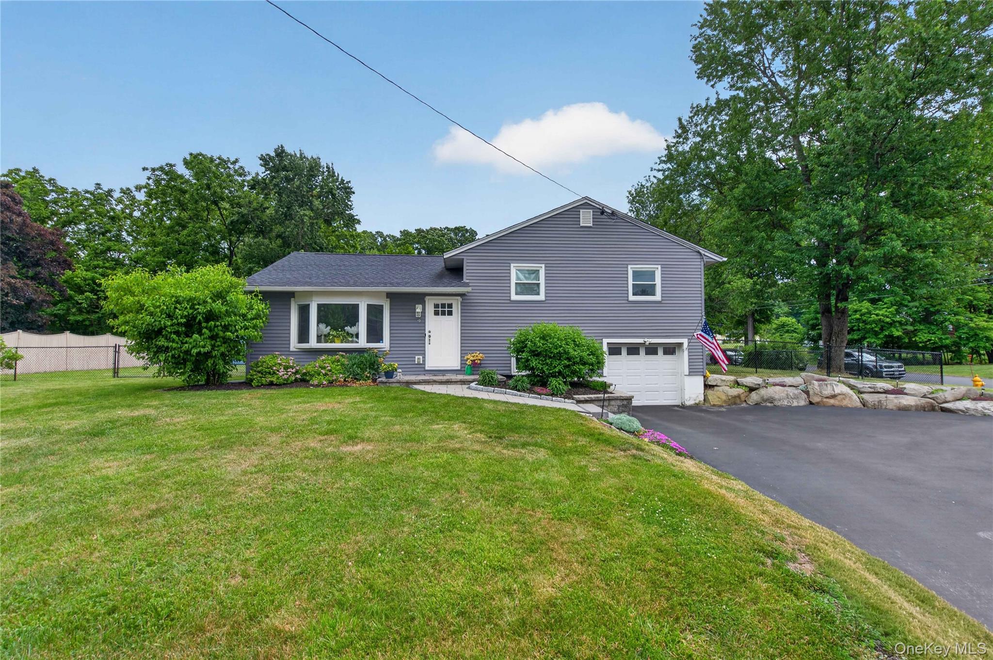 9 Arbor Drive Property Photo 1