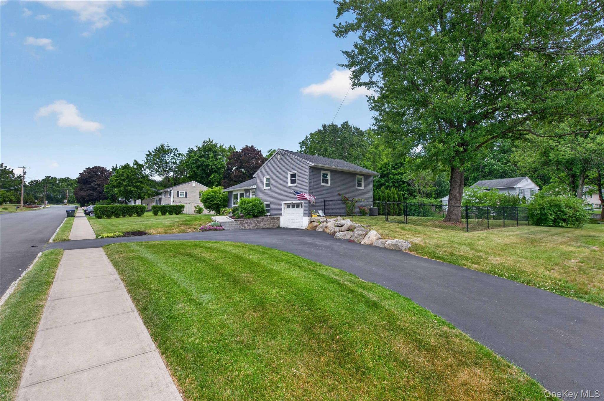 9 Arbor Drive Property Photo 2