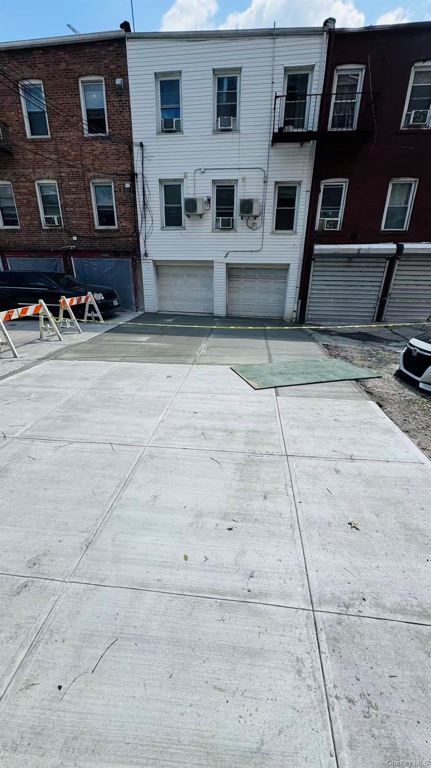 48-48 45th Street Property Photo 10