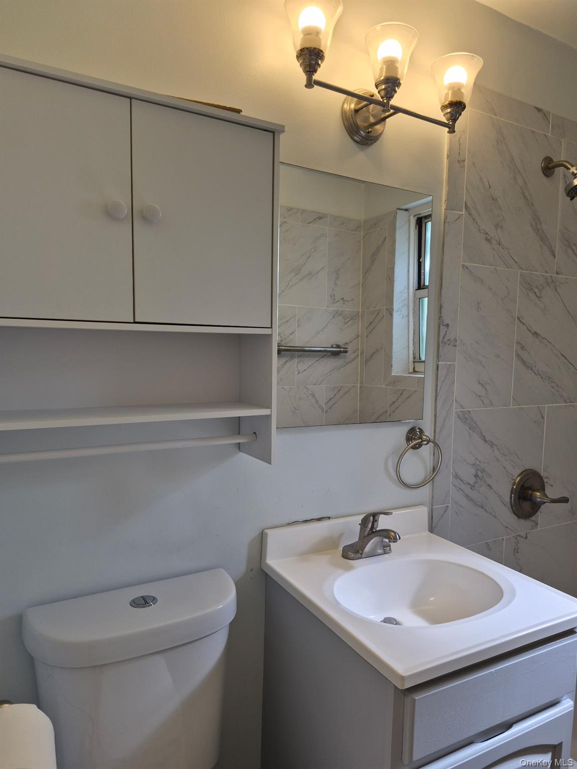 90 Spruce Street 2b Property Photo 7