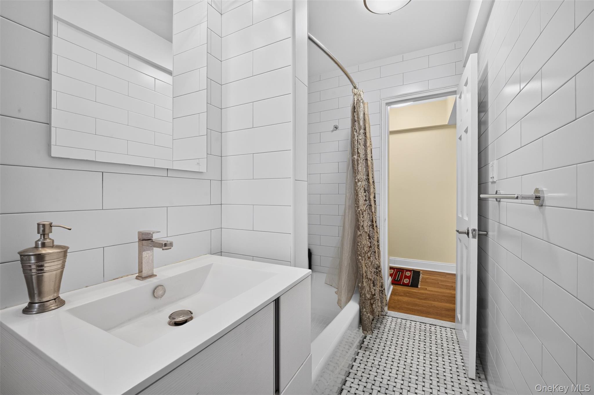 110-20 71 Avenue 408 Property Photo 24