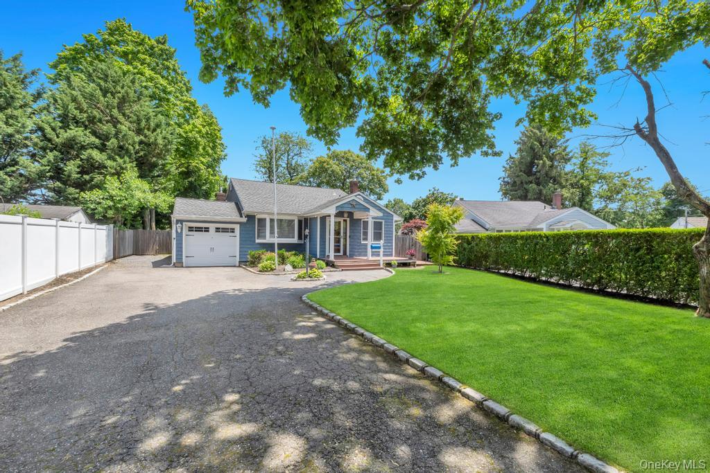 3 Drake Lane Property Photo 1