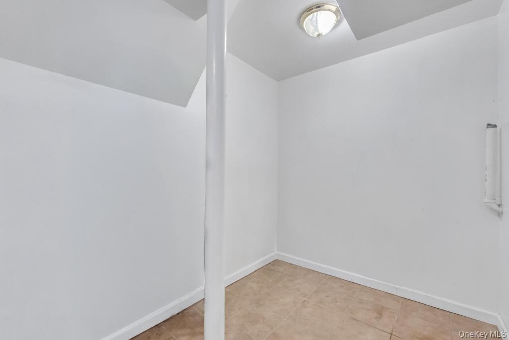 3 Drake Lane Property Photo 37
