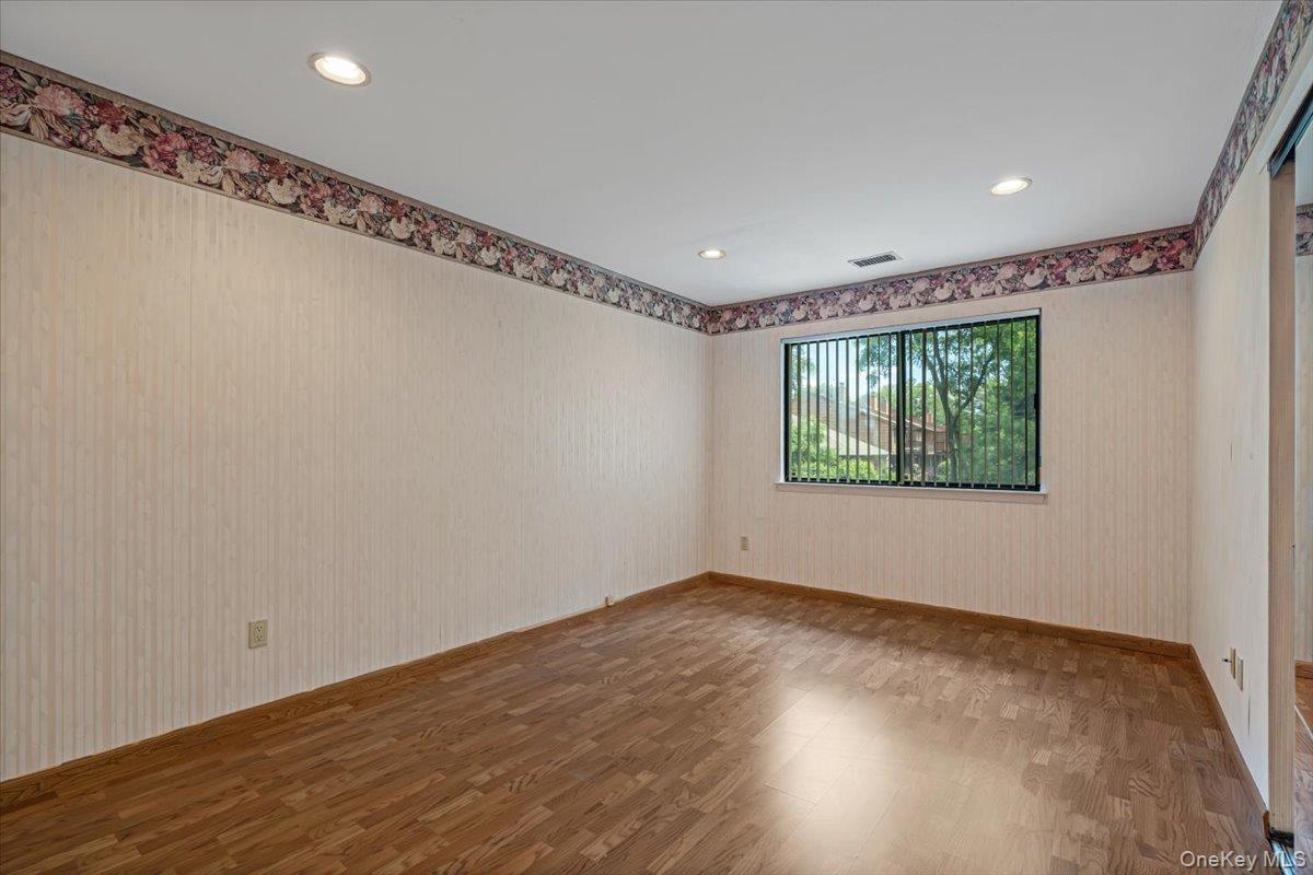 2 Maple Run Drive Property Photo 17