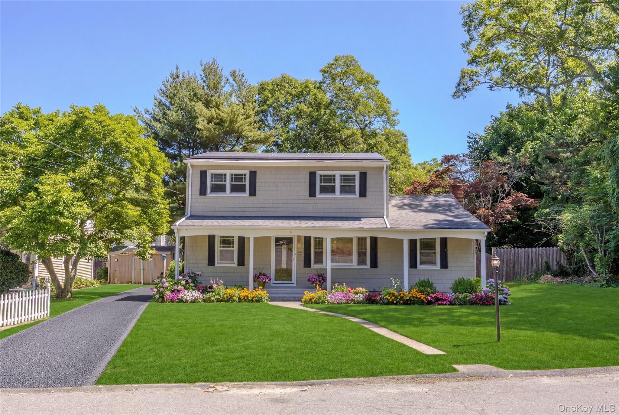 9 Phoenix Road Property Photo 1