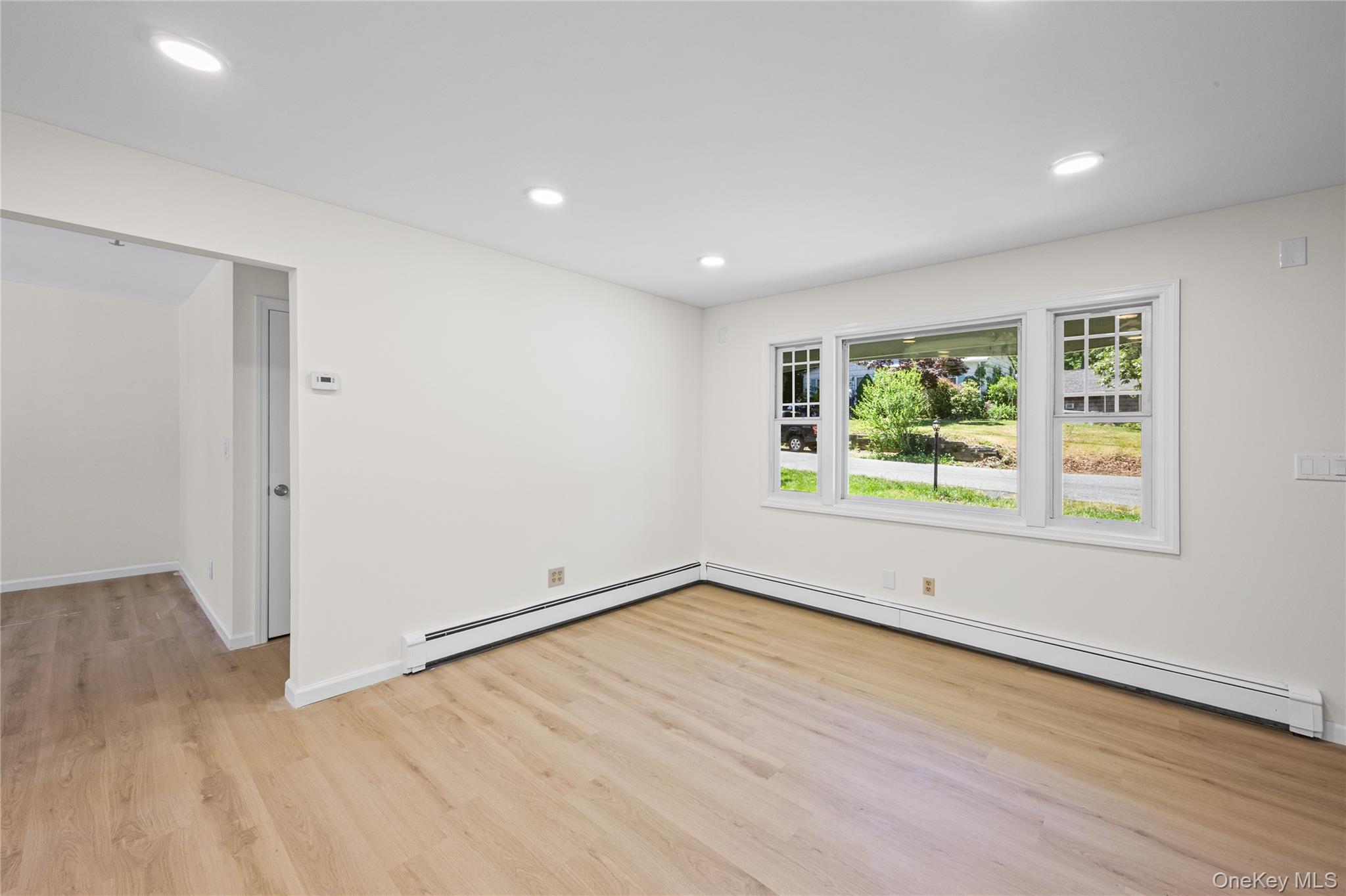 9 Phoenix Road Property Photo 4