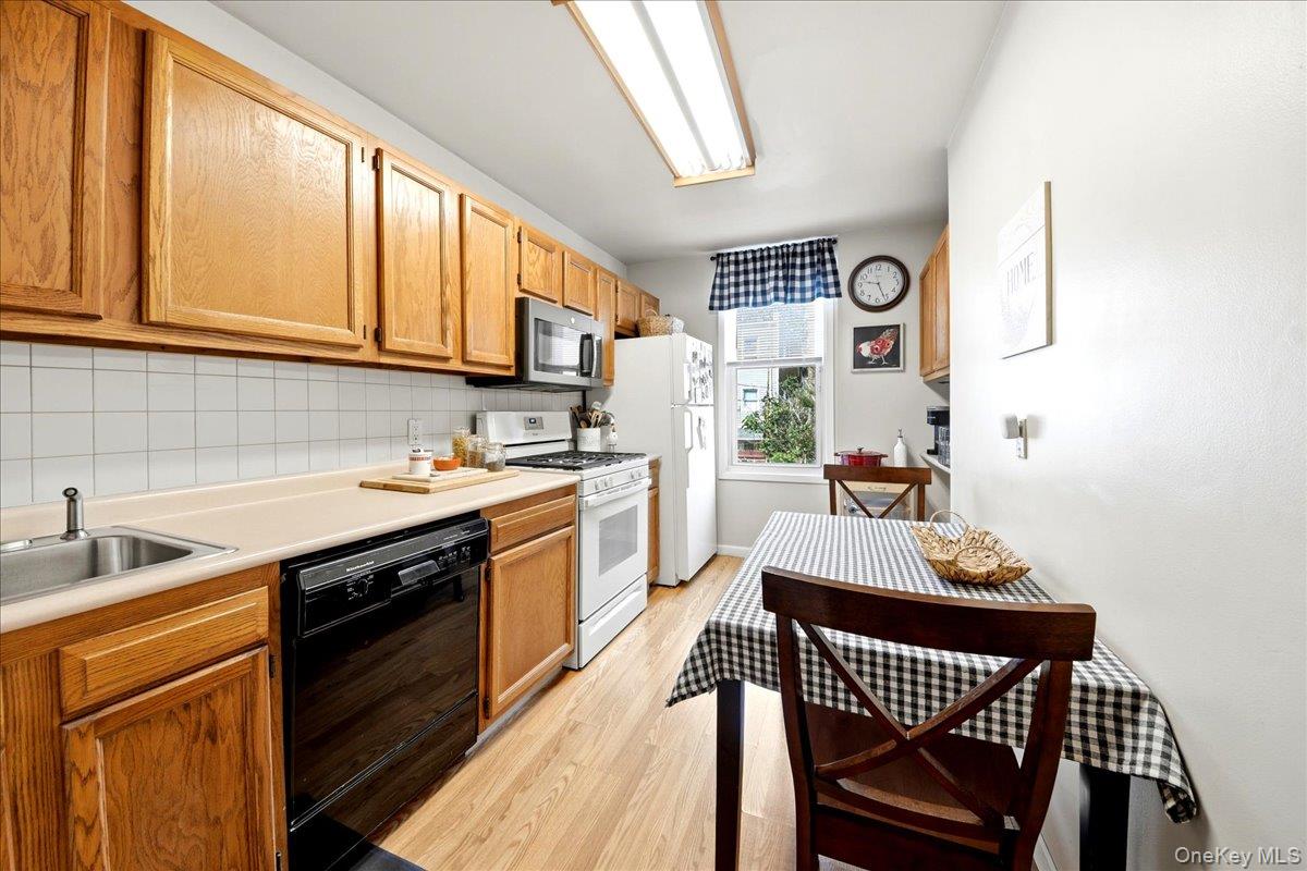 1843 Muliner Avenue Property Photo 10