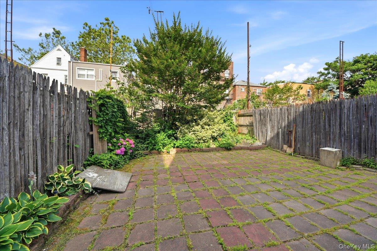 1843 Muliner Avenue Property Photo 22