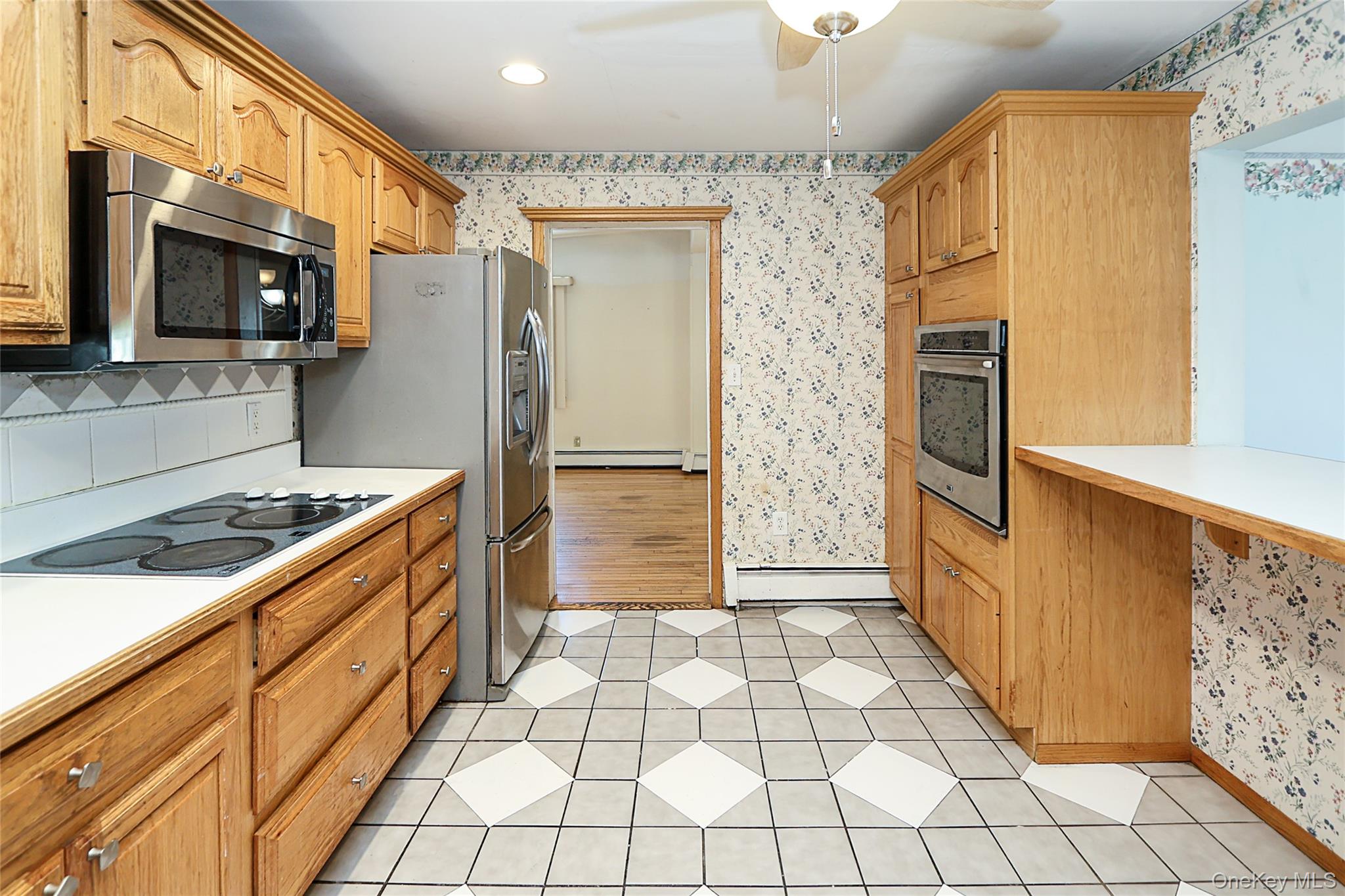 20 E Clearwater Road Property Photo 13