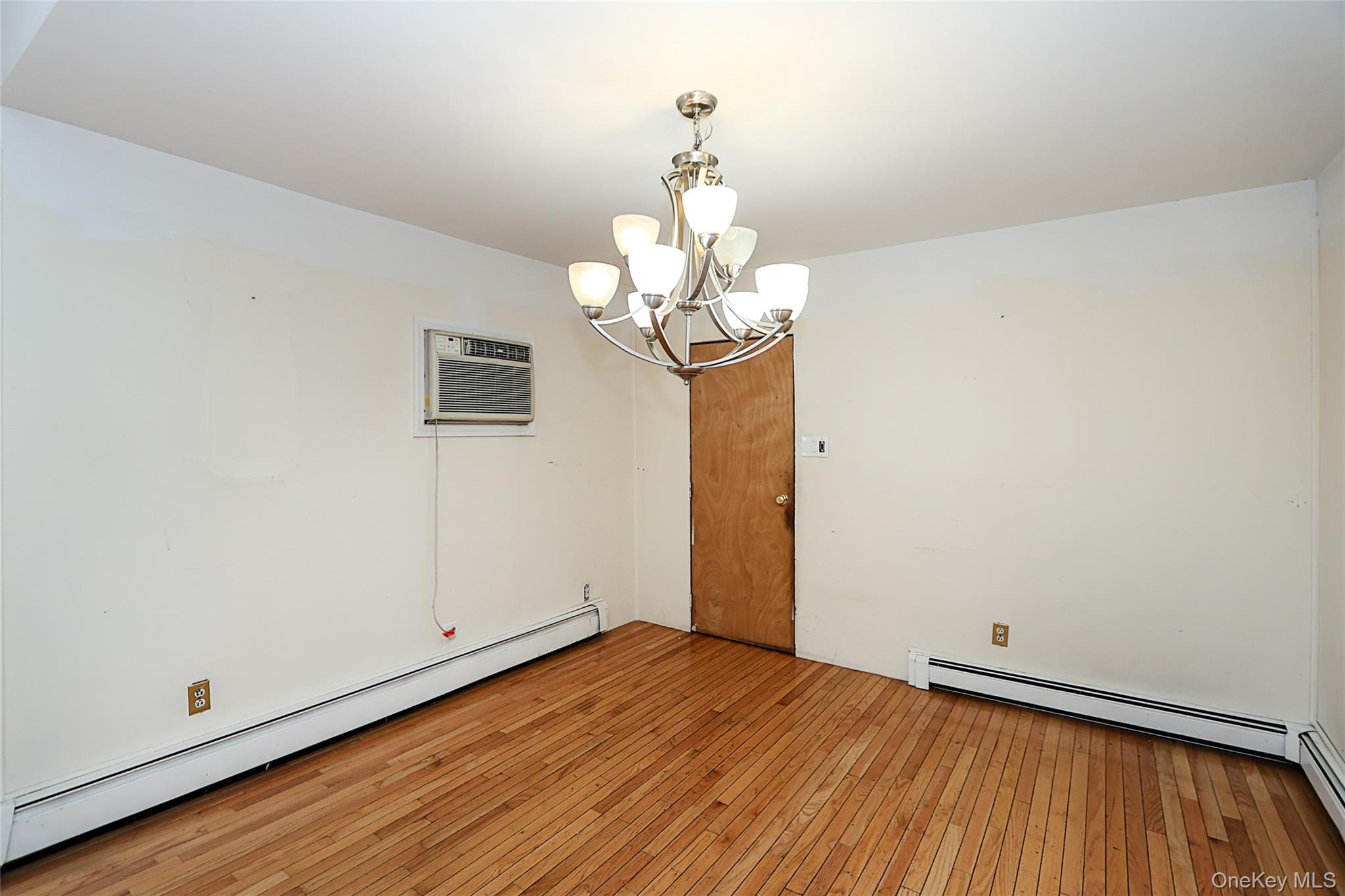 20 E Clearwater Road Property Photo 15