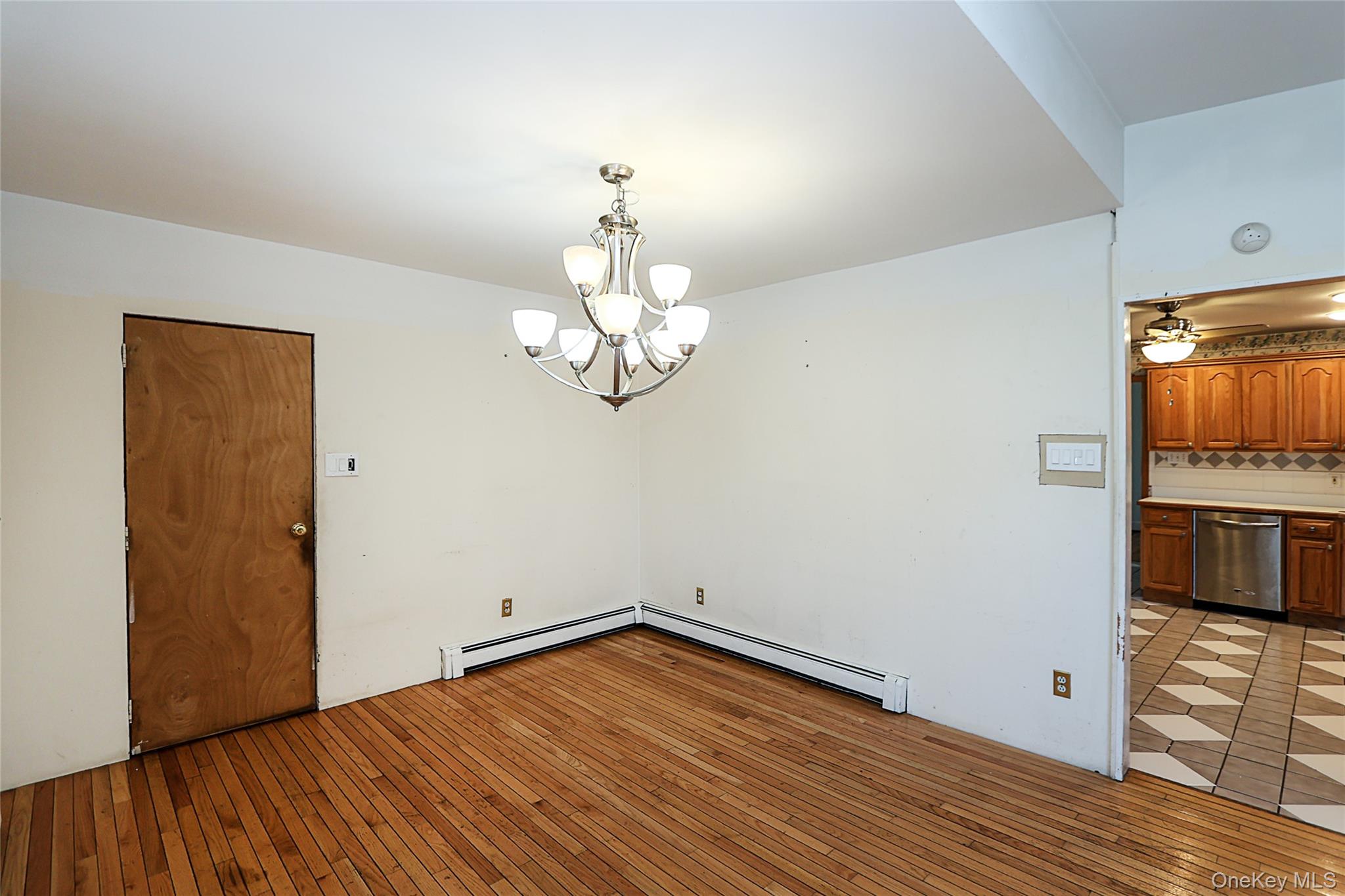 20 E Clearwater Road Property Photo 16