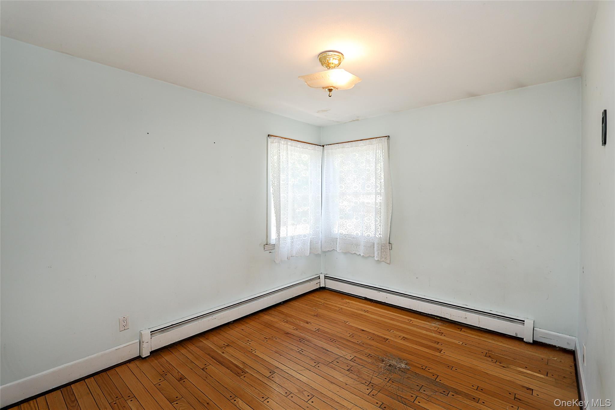 20 E Clearwater Road Property Photo 23