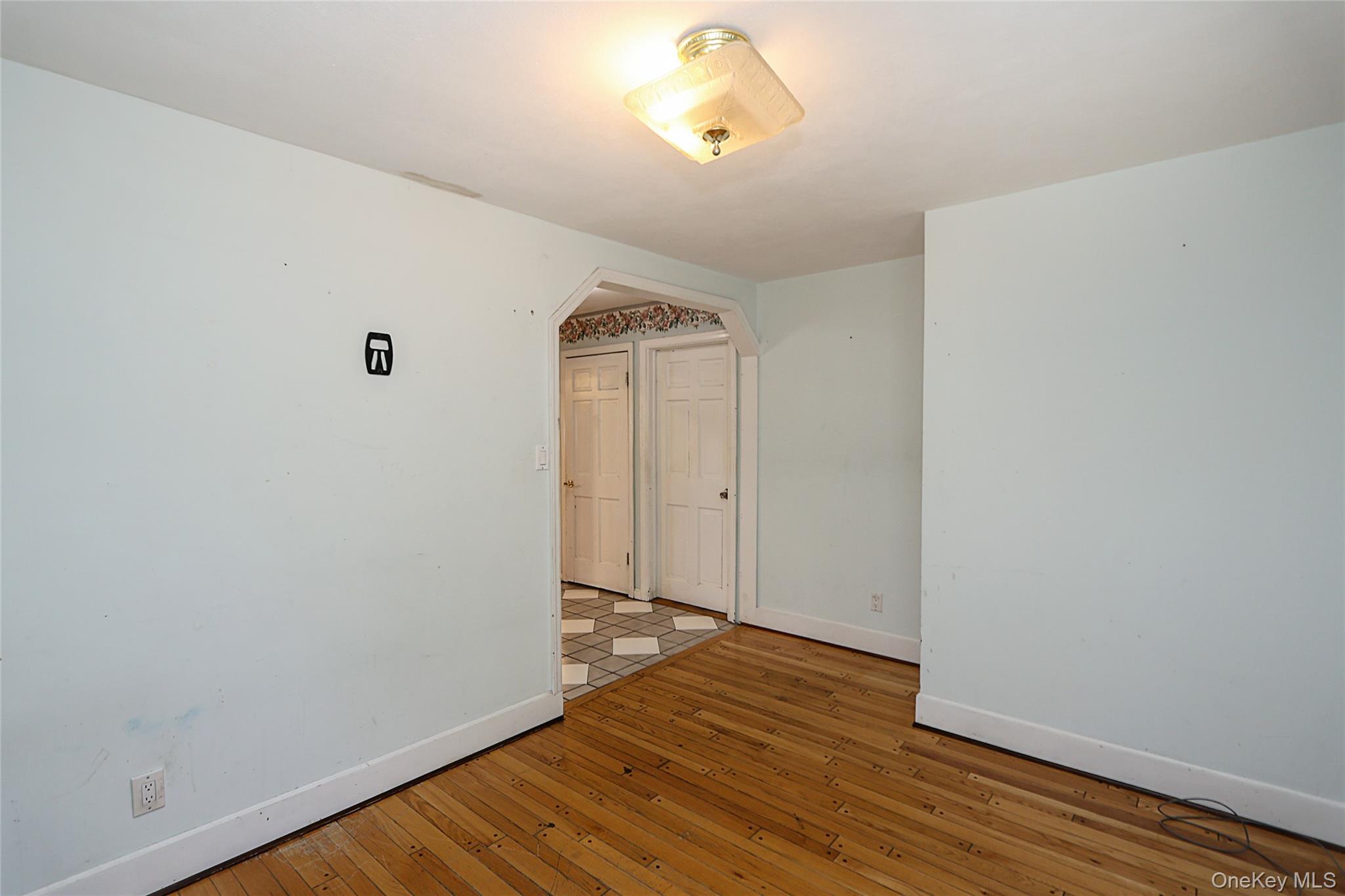 20 E Clearwater Road Property Photo 24