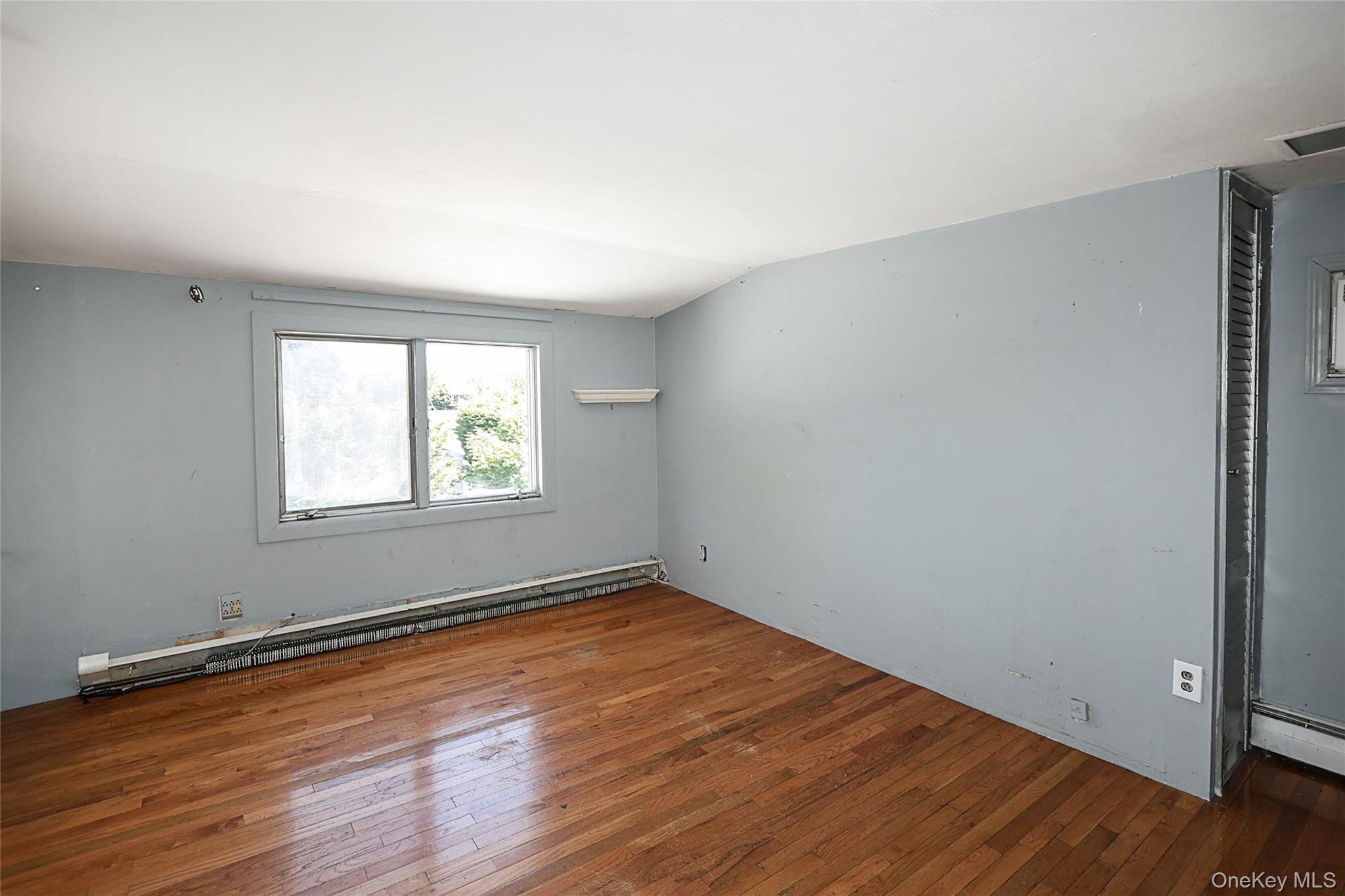 20 E Clearwater Road Property Photo 28