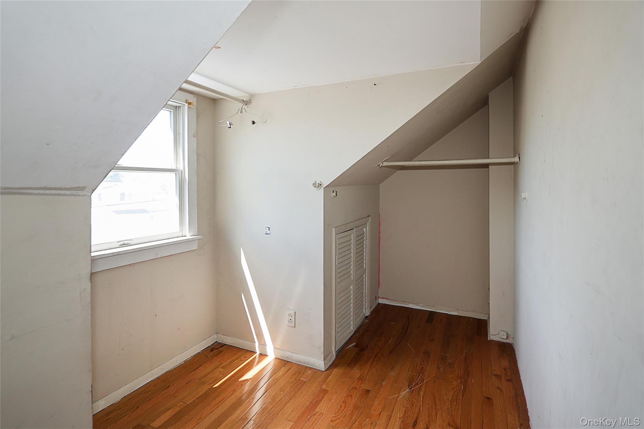20 E Clearwater Road Property Photo 29