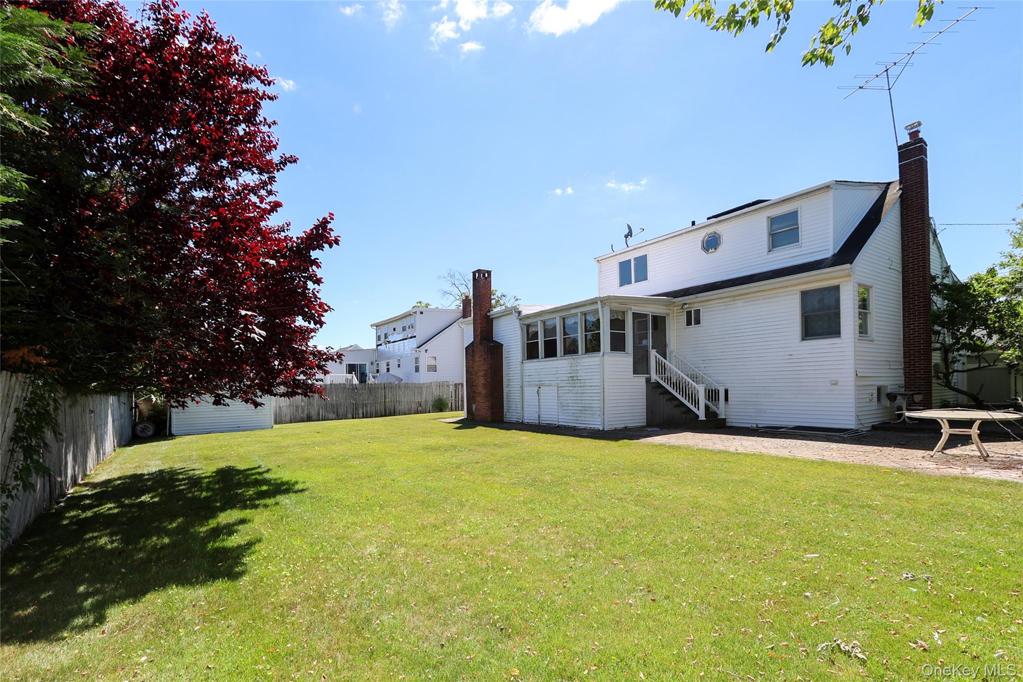 20 E Clearwater Road Property Photo 39