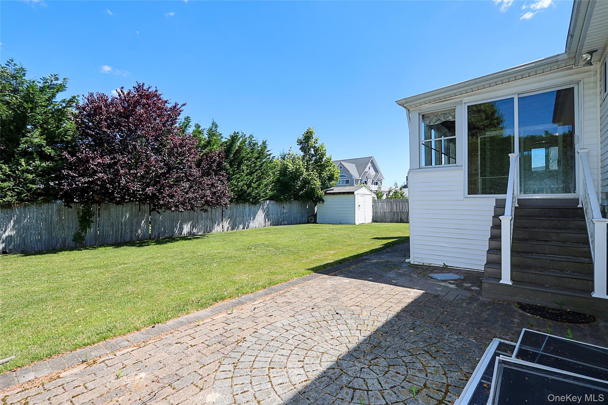 20 E Clearwater Road Property Photo 41