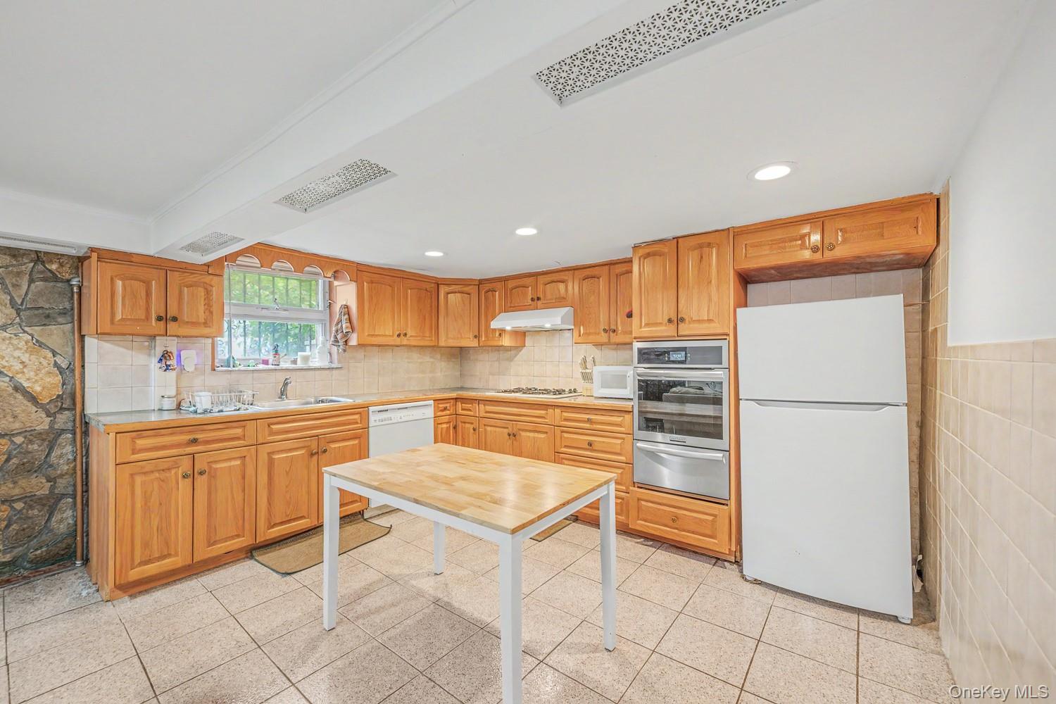 2015 36th Street Property Photo 22