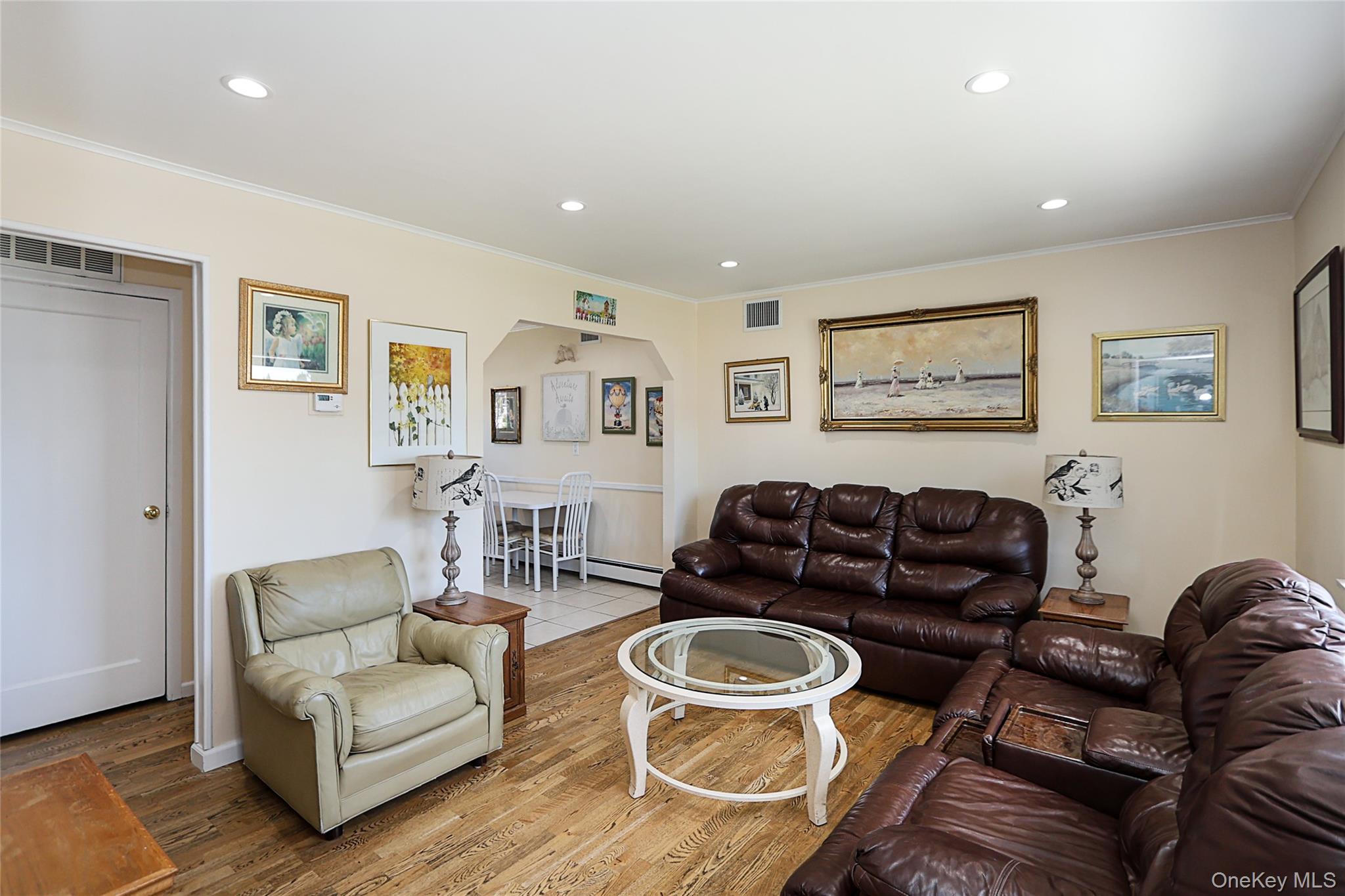 161 Arlyn Drive Property Photo 2
