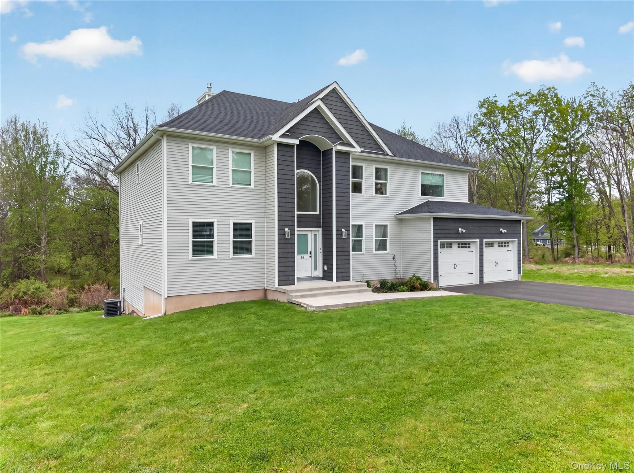 66 Pin Oak Drive Property Photo 1