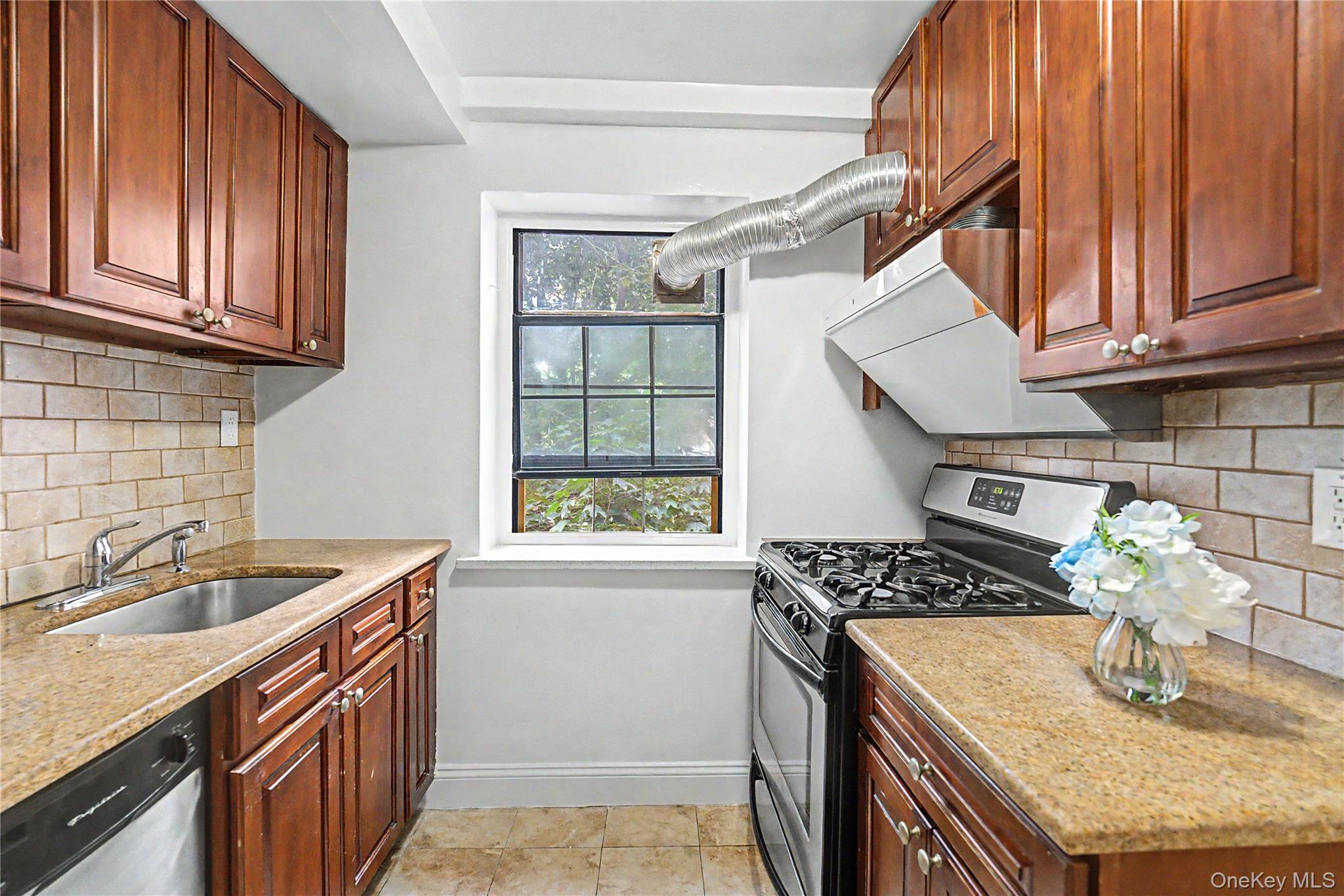 144-36 78th Avenue 2d Property Photo 8