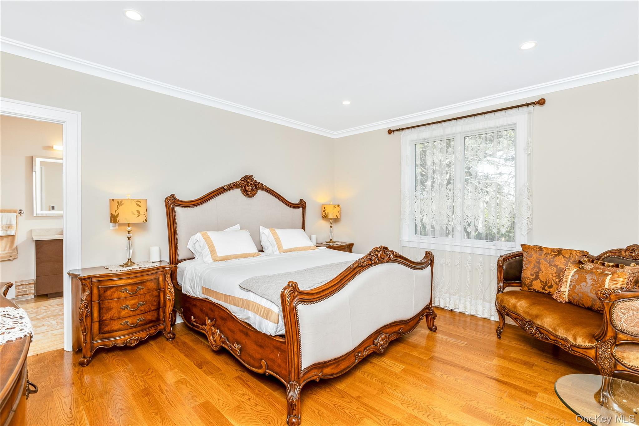 26 Tuthill Lane Property Photo 12