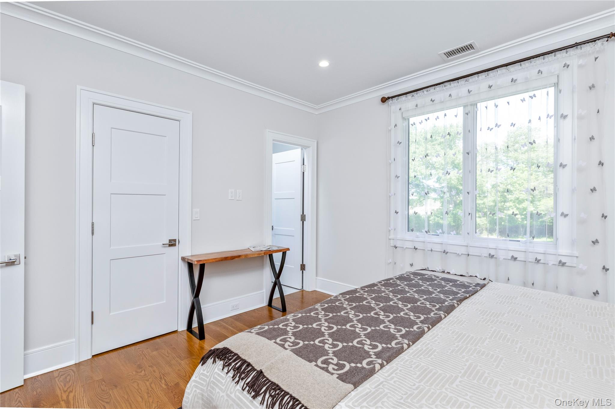 26 Tuthill Lane Property Photo 19