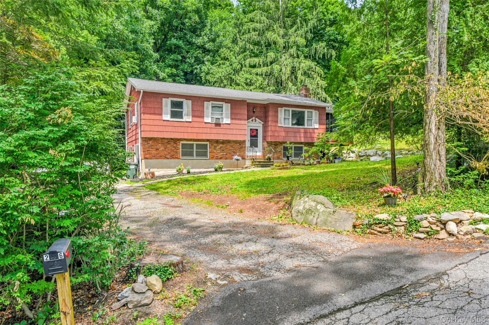 26 Maple Drive Property Photo 3