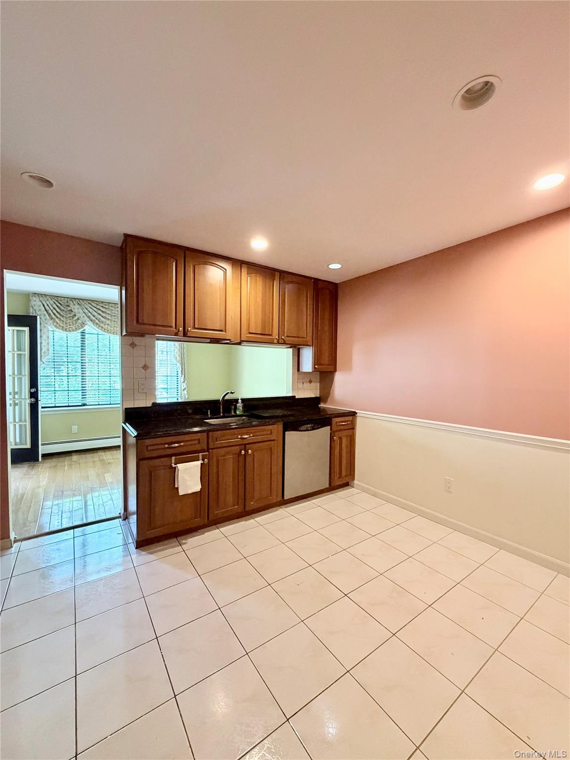 20 Foxwood Drive 1 Property Photo 8