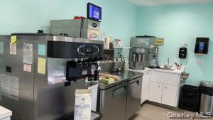 43 Violet Avenue Property Photo 6