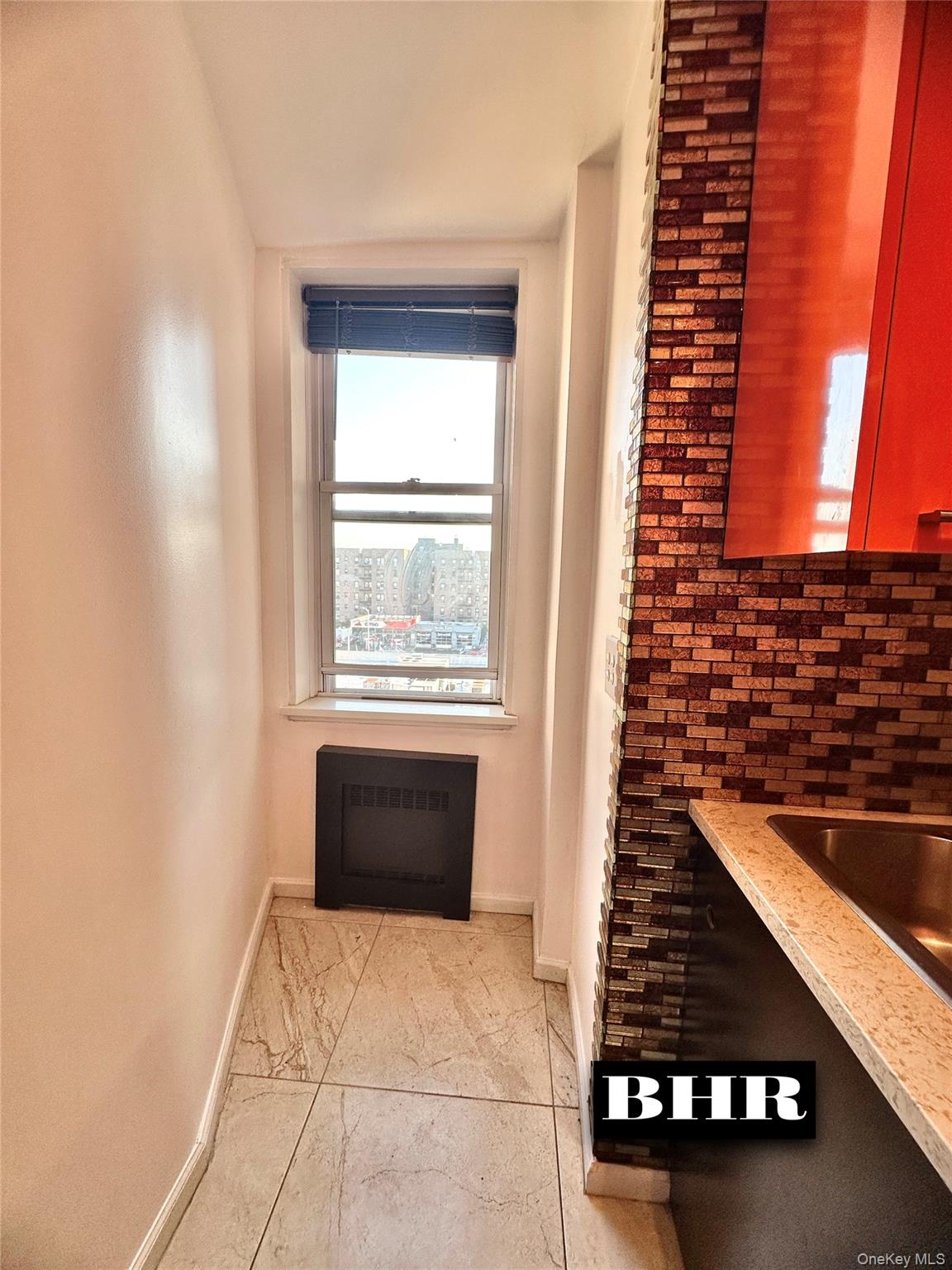 2461 E 29th Street 5g Property Photo 5