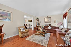 72 Peddler Hill Road Property Photo 9