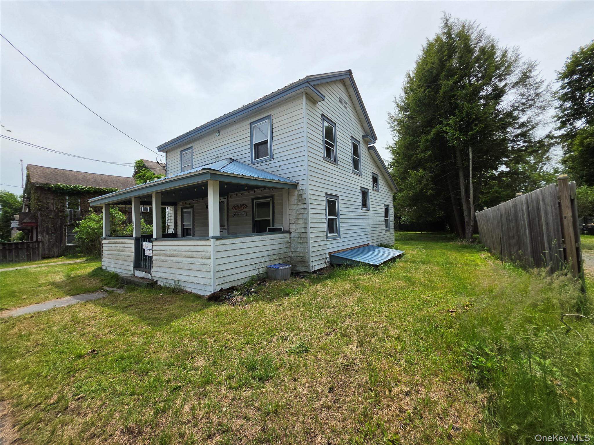 229 Bridge Street Property Photo 2