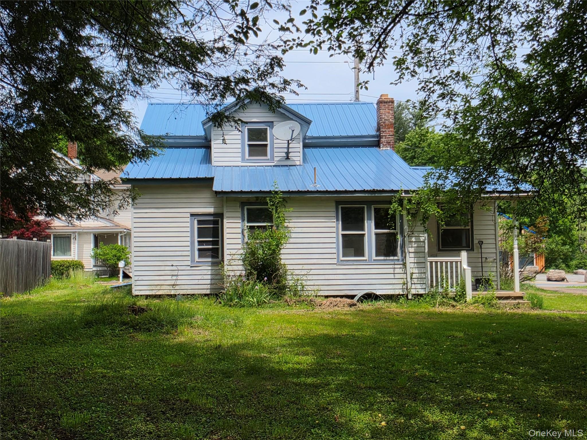 229 Bridge Street Property Photo 4