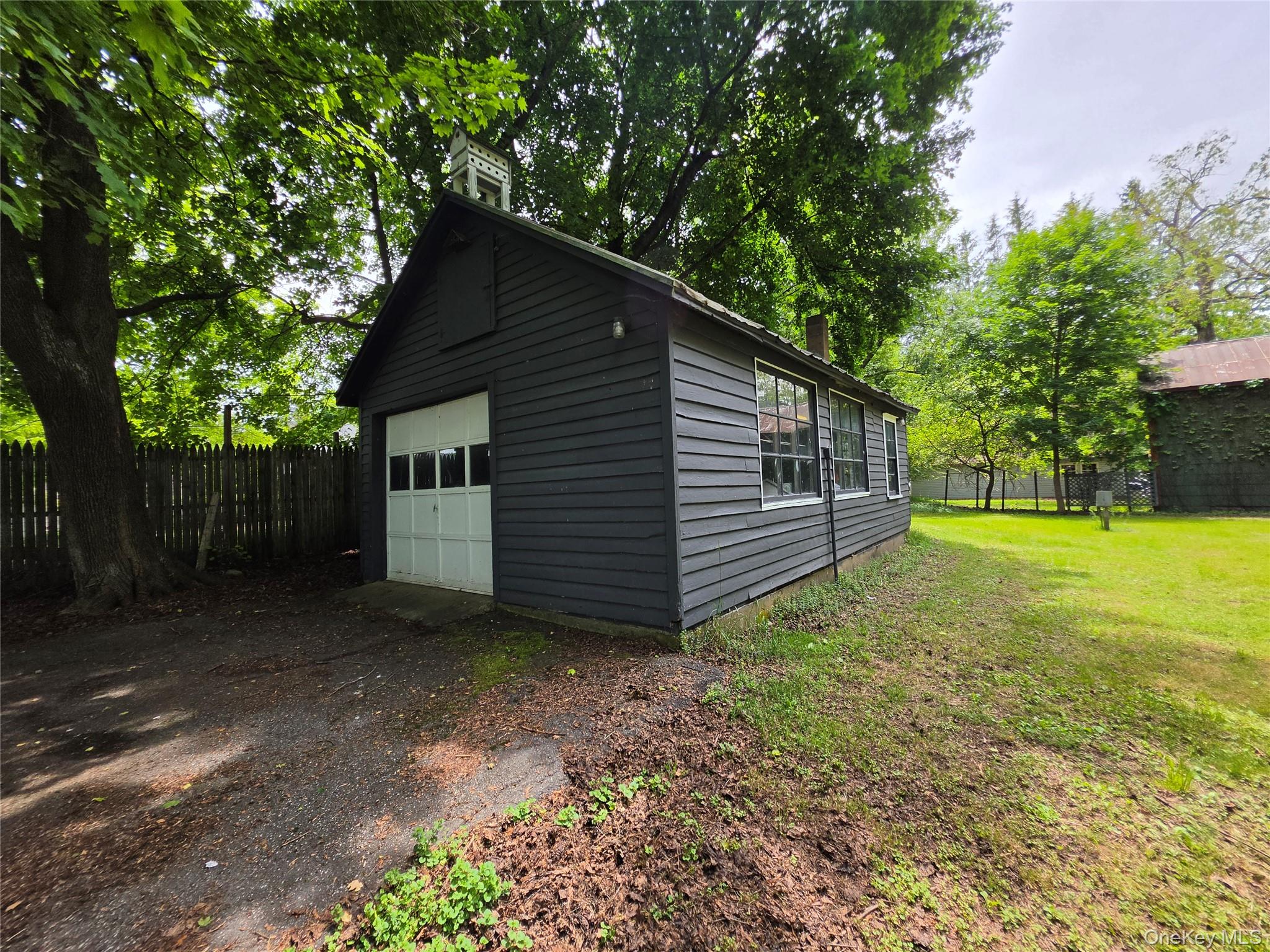 229 Bridge Street Property Photo 34