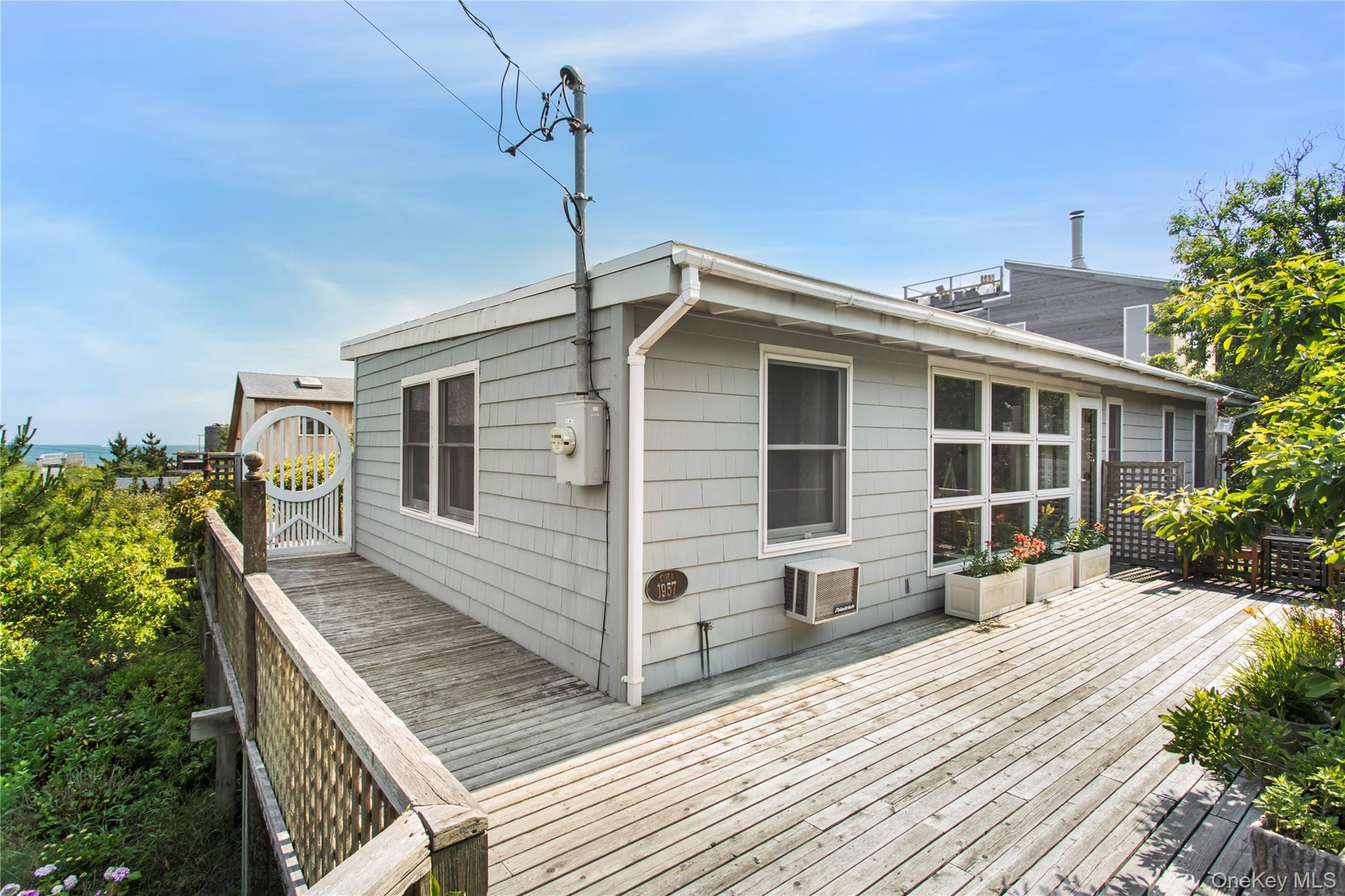 445 Sail Walk Property Photo 2