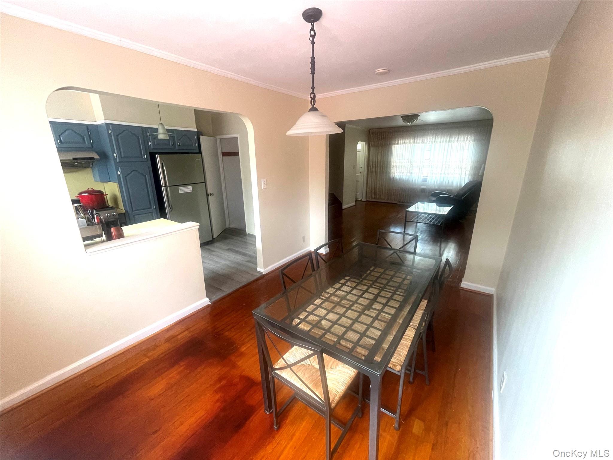 1611 E 55th Street Property Photo 3