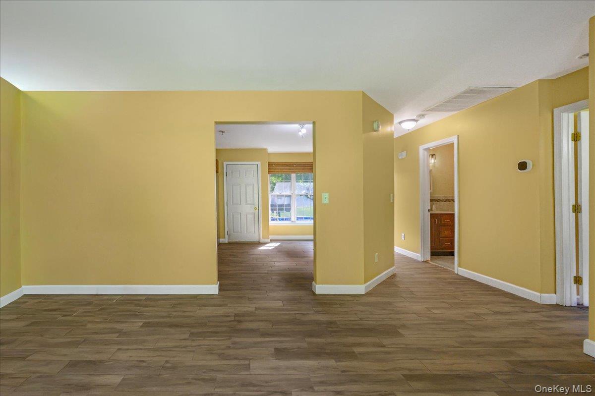 204 Mattituck Court Property Photo 13