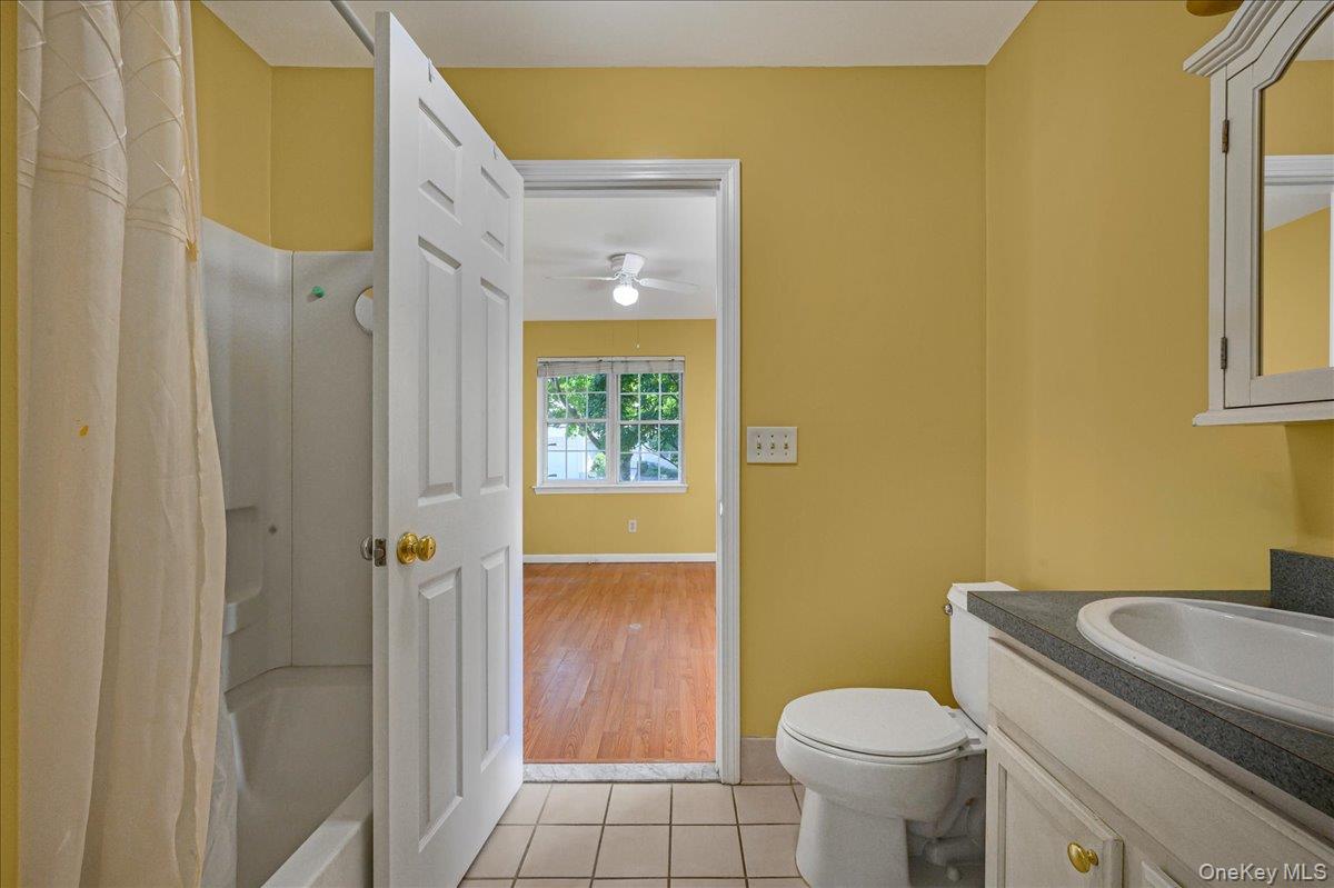 204 Mattituck Court Property Photo 16