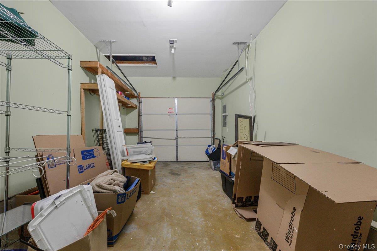 204 Mattituck Court Property Photo 20