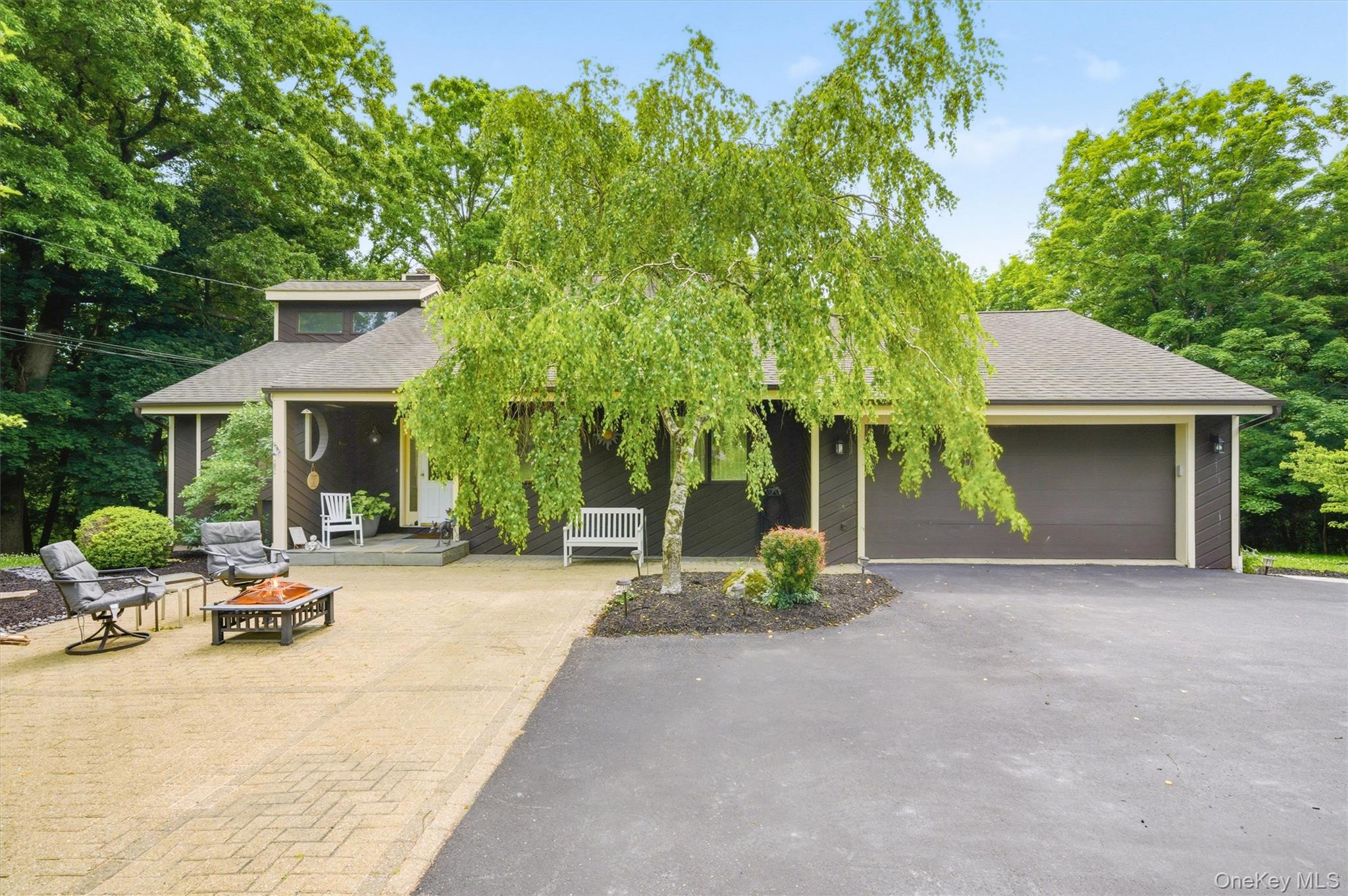 842 Route 284 Property Photo 2